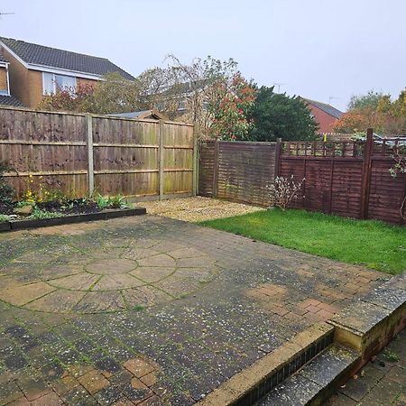 3 Severn Close Contractor Home In Oakham Near Rutland Water Екстер'єр фото