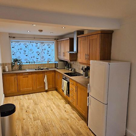 3 Severn Close Contractor Home In Oakham Near Rutland Water Екстер'єр фото