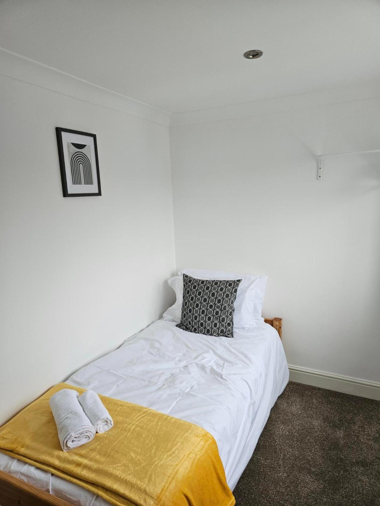 3 Severn Close Contractor Home In Oakham Near Rutland Water Екстер'єр фото